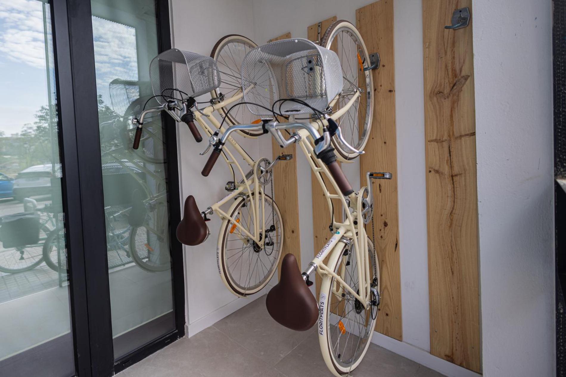 Florit Flats - The Joaquin Sorolla Apartments With Bicycles Valenza Esterno foto